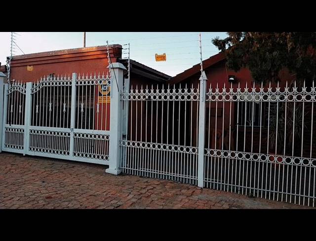 3 BEDROOM HOUSE FOR SALE IN SOSHANGUVE H